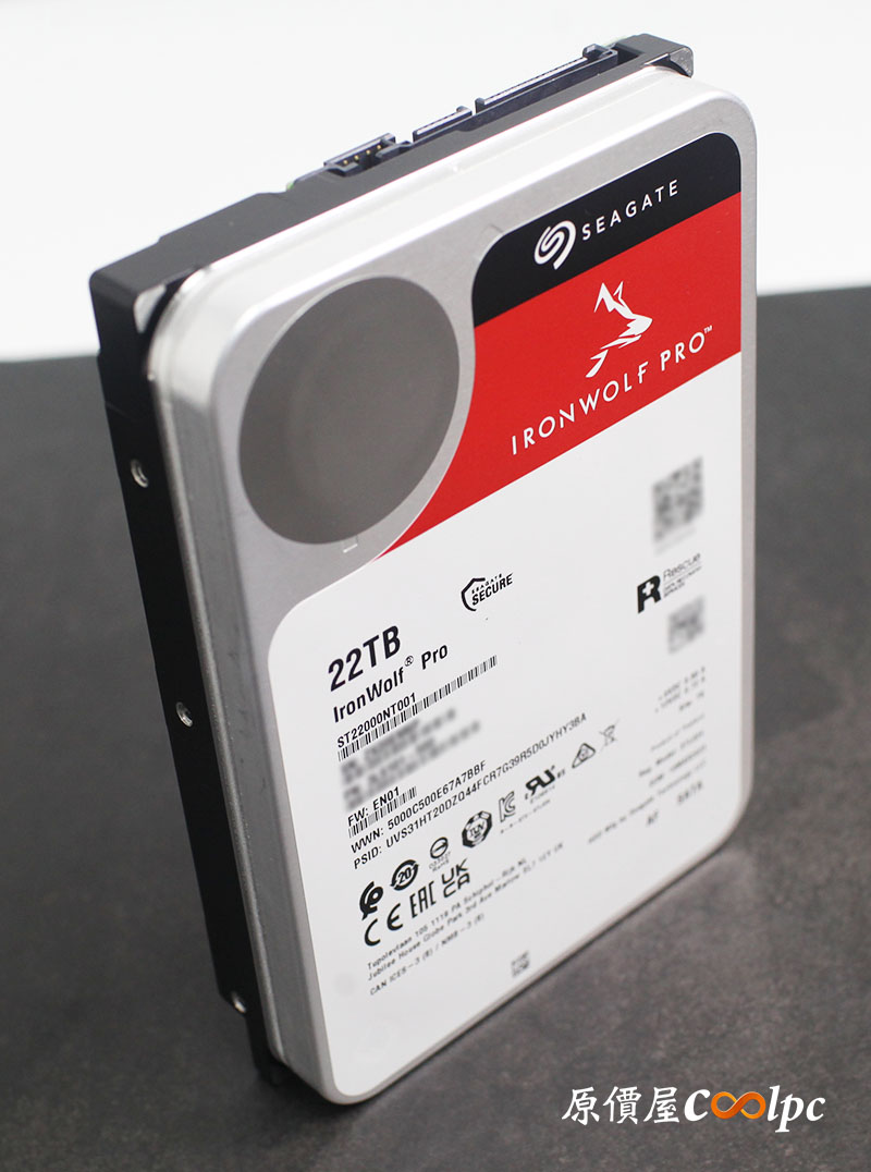 coolpc-ironwolf-pro-22tb-15