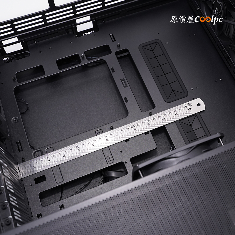 coolpc-antec-flux-pro-53