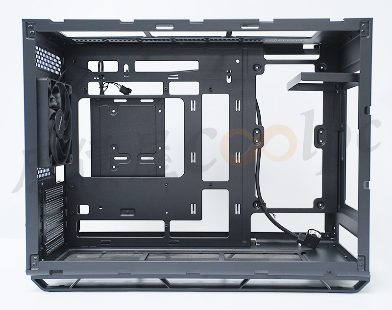 coolpc-montech-heritagepro-19